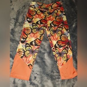 Butterfly cropped leggings